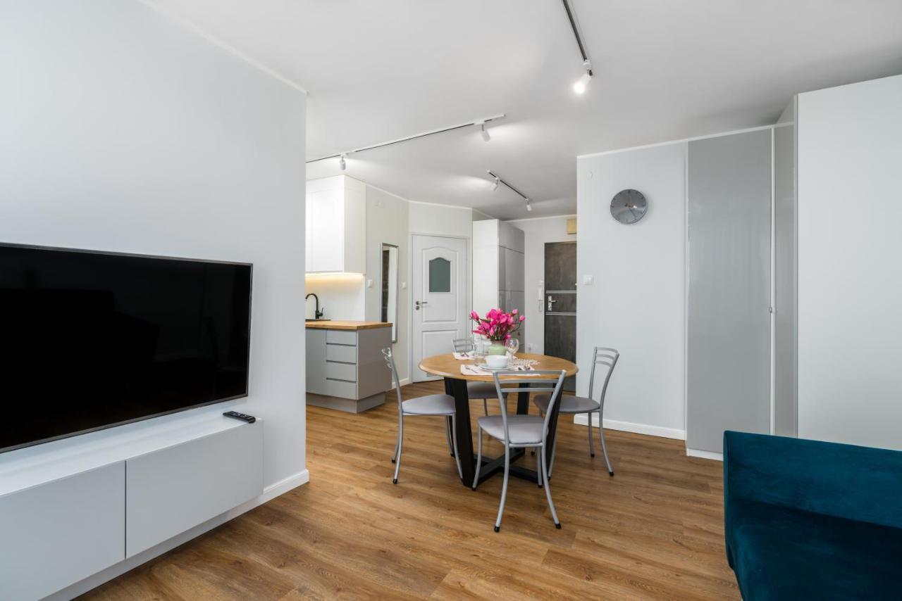 Apartment Wroclaw Jednosci Narodowej By Noclegi Renters Buitenkant foto